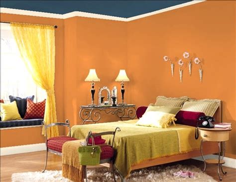It will make white trim and doors pop, and it looks nice with natural wood tones. ARSLAN PAINTS OKARA: nice paint on wall
