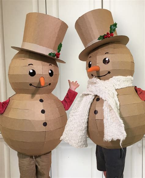 Diy Cardboard Snowman Costume Christmas Costumes Diy Snowman Costume