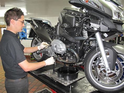 Professionally mounted & balanced wheels. Staff bikes: BMW R1200RT - 6000 mile service in ten weeks | MCN