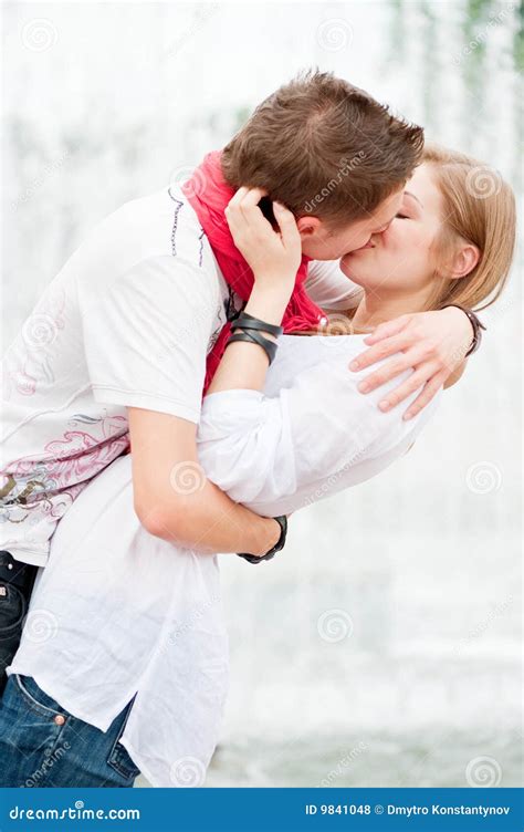 Beautiful Picture Of Kissing Couple Royalty Free Stock Photos Image