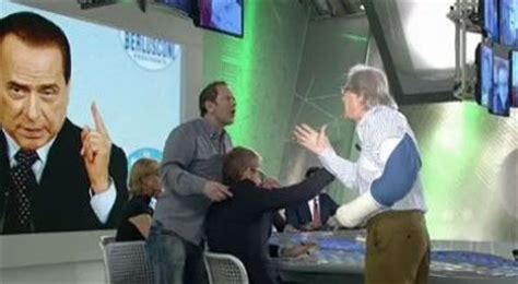 Appero ke bella posa c parodi gioia 01092012. Vittorio Sgarbi sbraita contro John Peter Sloan al ...