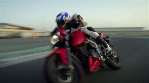 The perfect windshield to complement apache rtr 200's flamboyant styling. TVS Apache RTR 160 4V - YouTube
