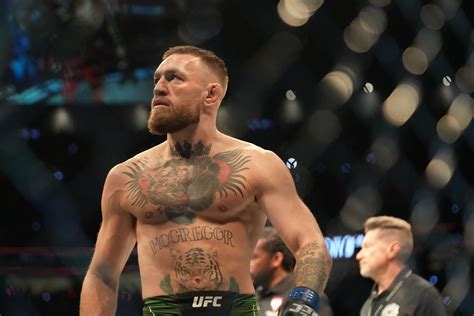 watch conor mcgregor performs clean overhead press in the gym ahead of much awaited ufc return