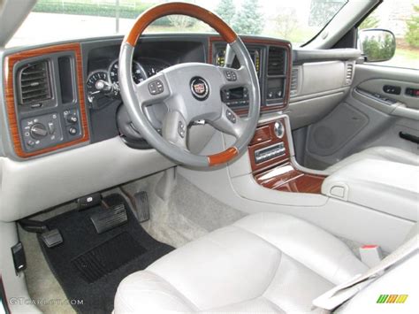 2004 Cadillac Escalade Standard Escalade Model Interior Color Photos
