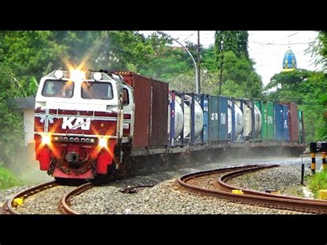 HUNTING KERETA API DI AREA TIMUR STASIUN LAMONGAN YouTube