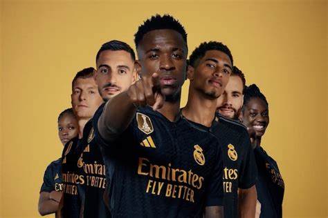 Le Real Madrid Pr Sente Son Nouveau Maillot Third