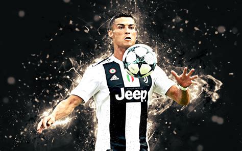 Who does not know this soccer star, yes surely everyone knows him because it is often an idol of fans and supporters. Download wallpapers 4k, Cristiano Ronaldo, match, CR7 Juve ...