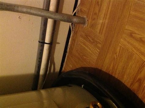 Professional techniques for great results, has many helpful ideas, but as a trim carpenter i was dismayed to see. Horizontal drywall cracks - DoItYourself.com Community Forums