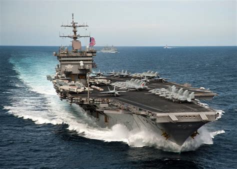 Heres Why The Us Navy Needs To Stop Focusing On Aircraft Carriers