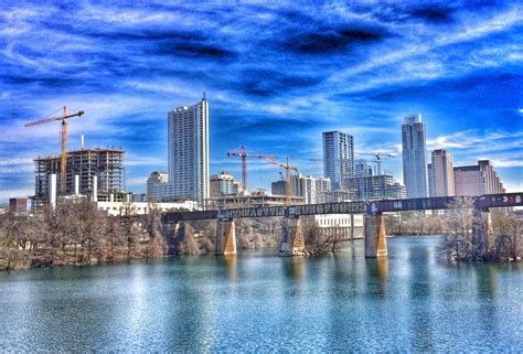Spend an Unforgettable Day Like a Tourist in Austin