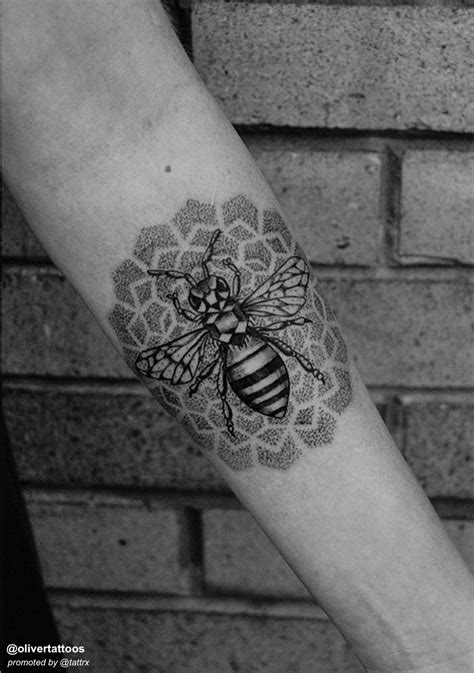 Tattrx Cool Chest Tattoos Bee Tattoo Body Art Tattoos
