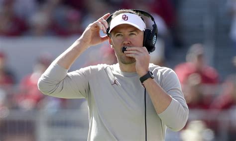 Traitor Signs Appear On Oklahomas Campus After Lincoln Riley Leaves