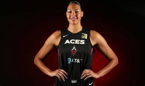 Top Tallest Female Basketball Players In WNBA History CoastTribune
