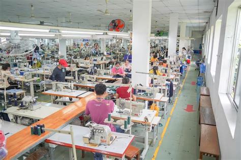 Perbedaan Industri Garmen Dan Konveksi Vido Garment