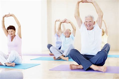 Beneficios Del Yoga En Adultos Mayores BYV Centro De Yoga