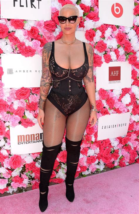 amber rose at vip check in for slutwalk in los angeles 10 01 2016 hawtcelebs