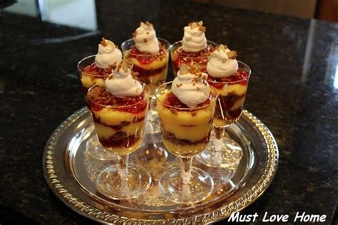 It's thick, creamy and makes a perfect healthy breakfast, snack, or dessert! Vanilla Pudding Cherry Parfait - Must Love Home