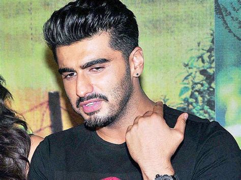 Arjun is the first man who features for maxim india magazine. Arjun Kapoor New Hairstyle - Top Hairstyle Trends The ...