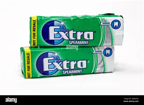 Wrigleys Extra Spearmint Sugarfree Chewing Gum Stock Photo Alamy