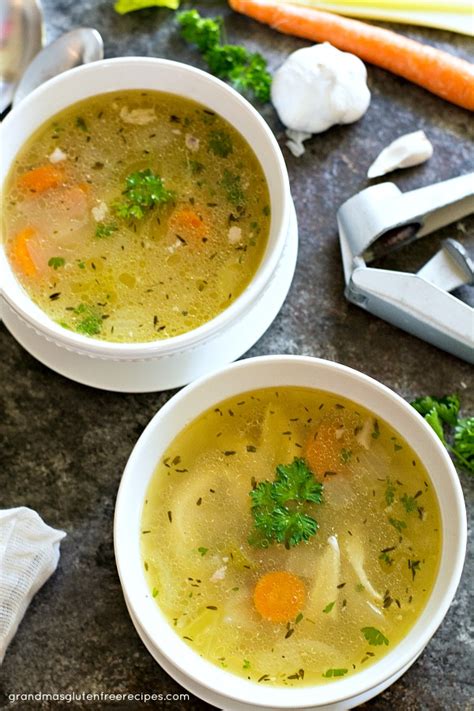 Pat chicken dry with paper towels; 8 Ketogenic Chicken Soup Recipes - Primal Edge Health