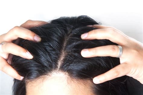 Give Yourself A Scalp Massage A Step By Step Guide