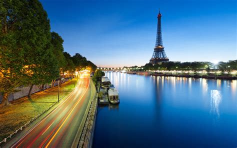 Eiffel Tower And Side View Hd Wallpaper