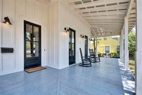 Steve austin homes was founded in 2003 and quickly became a premier custom home builder for the what we love most about our house is the attention to detail. Dakan House - Traditional - Porch - Austin - by Steve Zagorski, Architect