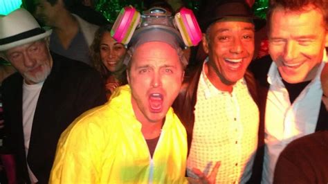 Breaking Bad See Behind The Scenes Party Pictures As The Cast Thank