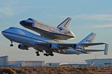 Air And Atlantis Departs From Edwards Afb
