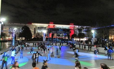 Houstons 1st Outdoor Roller Rink Opens