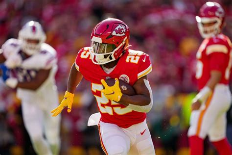 Clyde Edwards Helaire Ranked As Top Kansas City Chiefs Trade Candidate Sports Illustrated
