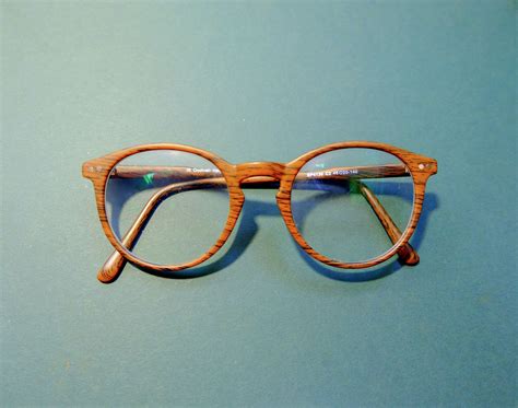 Corrective Lenses - Glasses and Contacts | Saland Vision | Dallas