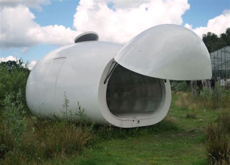 Egg Shaped Mobile House Extension Is No Ordinary Blob