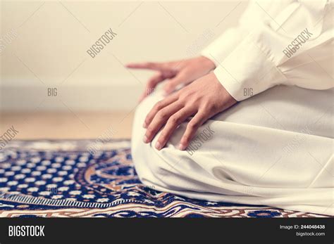 Muslim Praying Image & Photo (Free Trial) | Bigstock