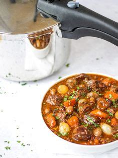 Chop up onion and toss on the top. Beef Bourguignon - Easy Recipe in Slow Cooker, Oven or ...