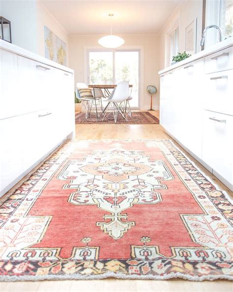 Perfect Vintage Rug For The Kitchen Rugs Rugs On Carpet Rug Styles