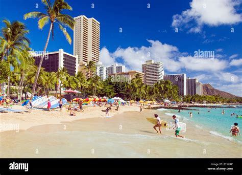 Waikiki Hawaii Hi Res Stock Photography And Images Alamy
