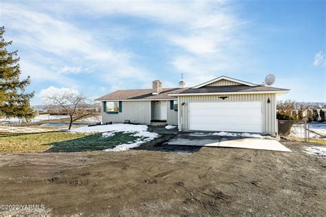 2 Acres, 11303 Zier Rd, Yakima, WA 98908 | Land and Farm