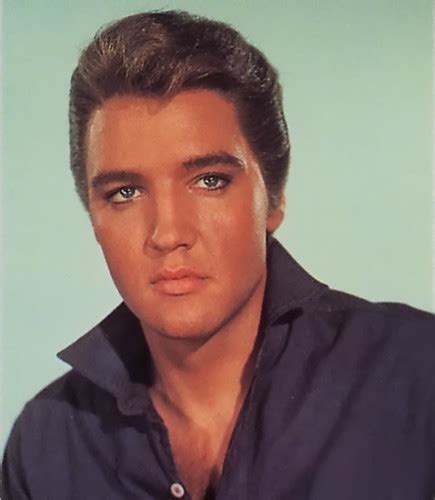Born a natural blonde, elvis presley began dying his hair black from a very early age. Elvis Presley promo photo with blond hair | Flickr - Photo ...