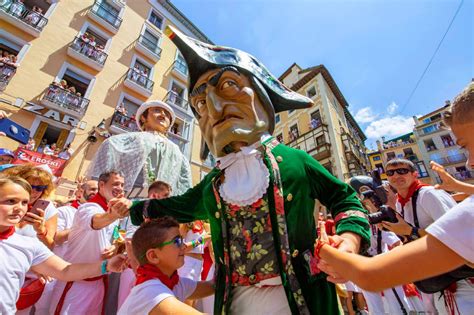 La Tradición De San Fermín Que Transforma A Pamplona No Celebrará Este