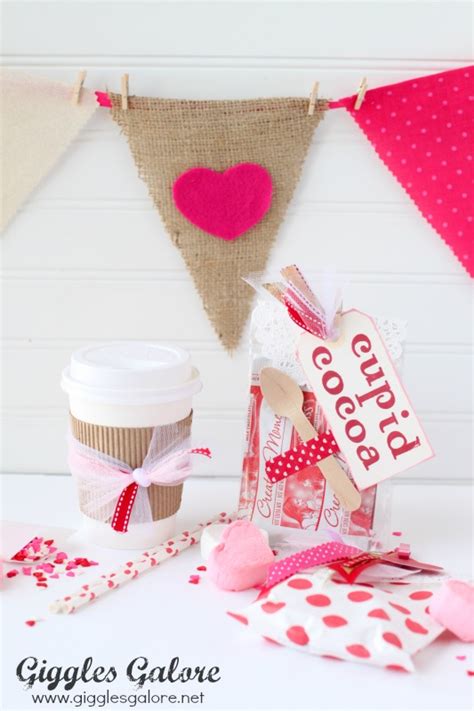 Gifting a candle is like the perfect valentine's day gift, especially if she has a thing for plants. Great Ideas -- 18 Valentine's Gift Ideas!