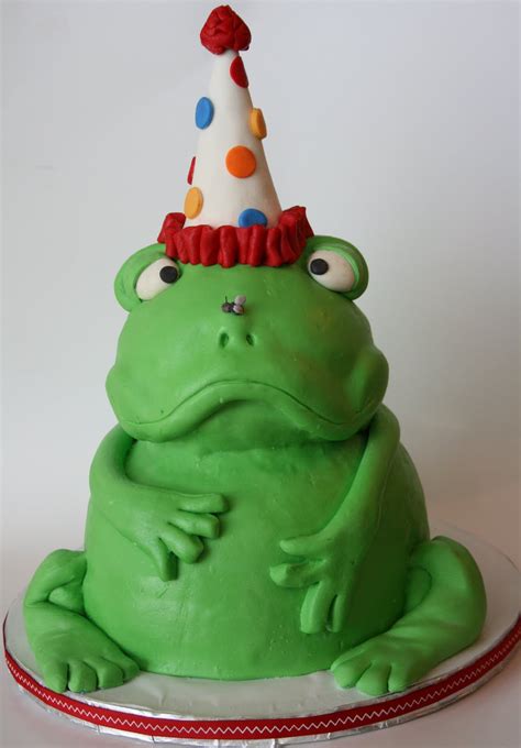 and everything sweet frog cake