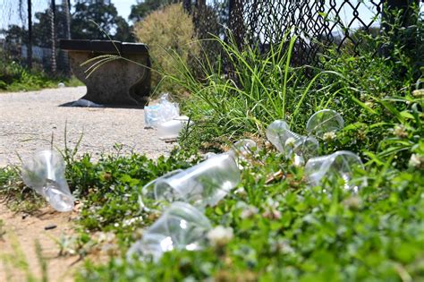 Bill De Blasio Trash Strewn City Parks Will Only Get Worse