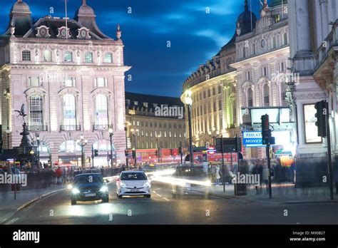London Piccadilly Circus Stock Photo Alamy