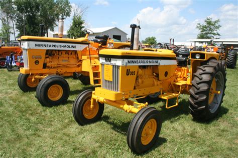 Fileminneapolis Moline Tractors From Dcapc August 2008 Show