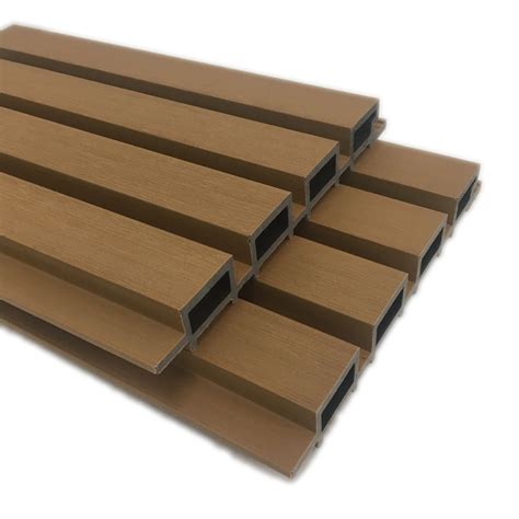 China Outdoor Waterproof Uv Resistant Wood Look Wpc Co Extrusion