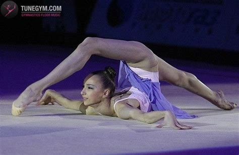 Learn How To Do A Split And Achieve Flexibility Tunegym Gymnastics