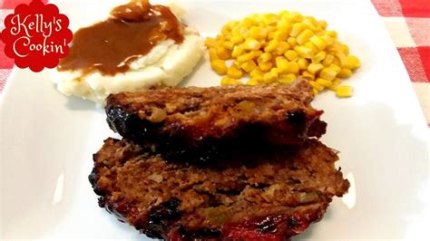 Serve with buttery jacket potatoes for a comfort food supper. Air Fryer Meatloaf Recipe (2 lbs!) - Air Fryer Recipes ...
