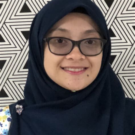 Siti Zulkefli Bachelor Of Business Administration Universiti