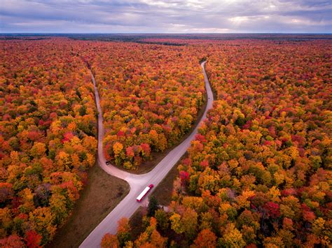 Wallpaper Usa Michigan Autumn Trees Road Truck Top View 1920x1440